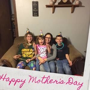 Meet your Posher, Lacey